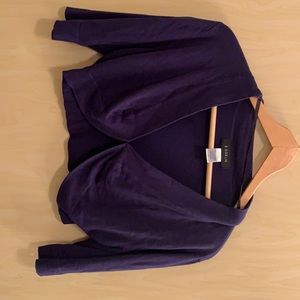 B. Darlin short sleeve crop sweater